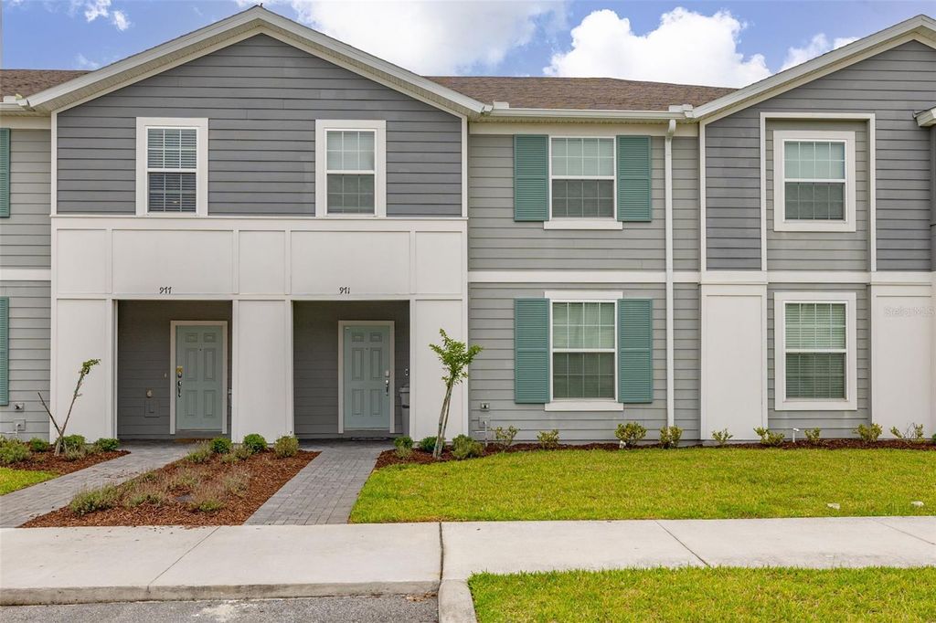 Photo of 971 Paradise Drive, Davenport, FL 33897 (MLS # S5126361)