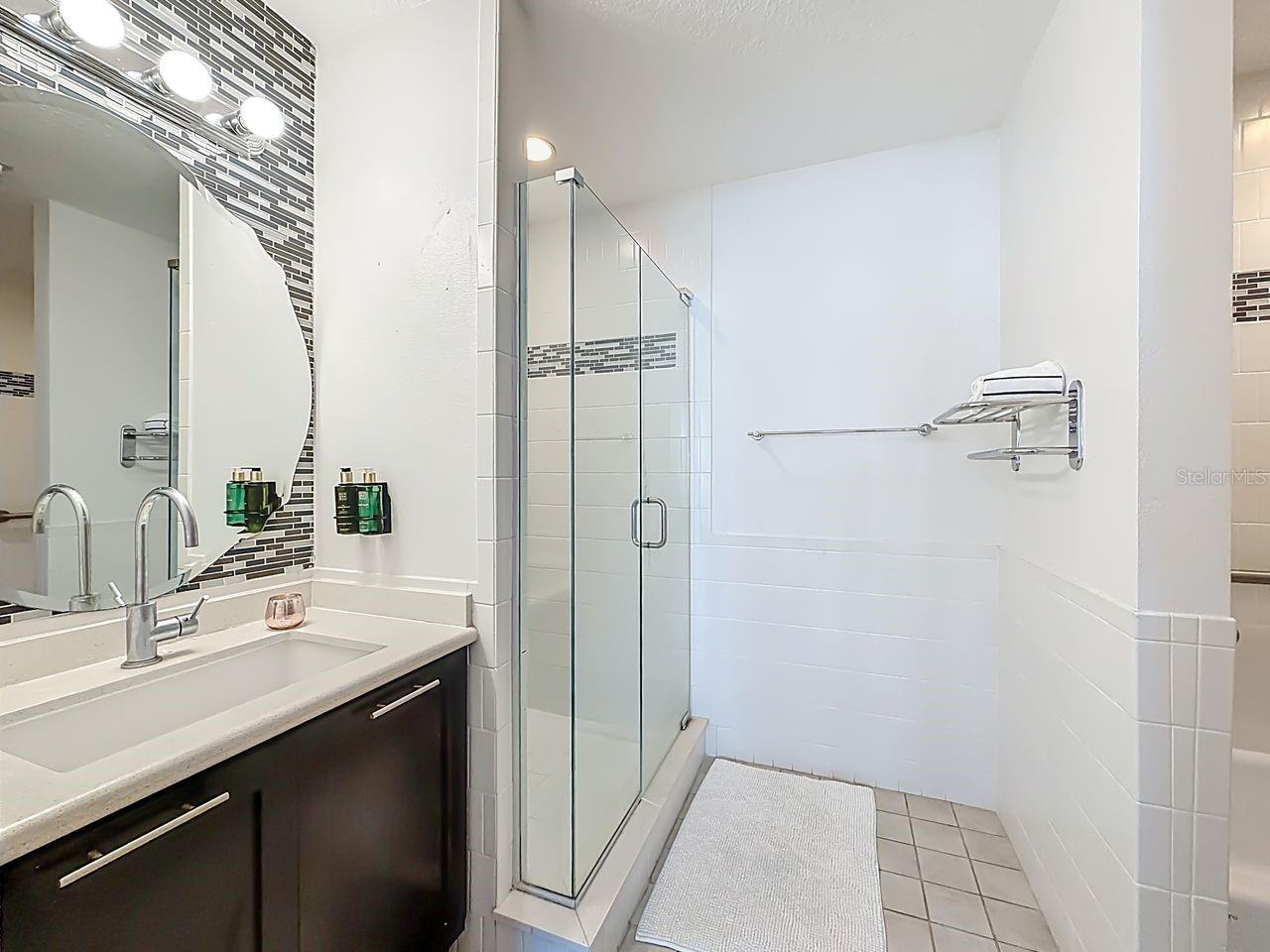 MONA LISA AT CELEBRATION CONDO HOTEL - Residential