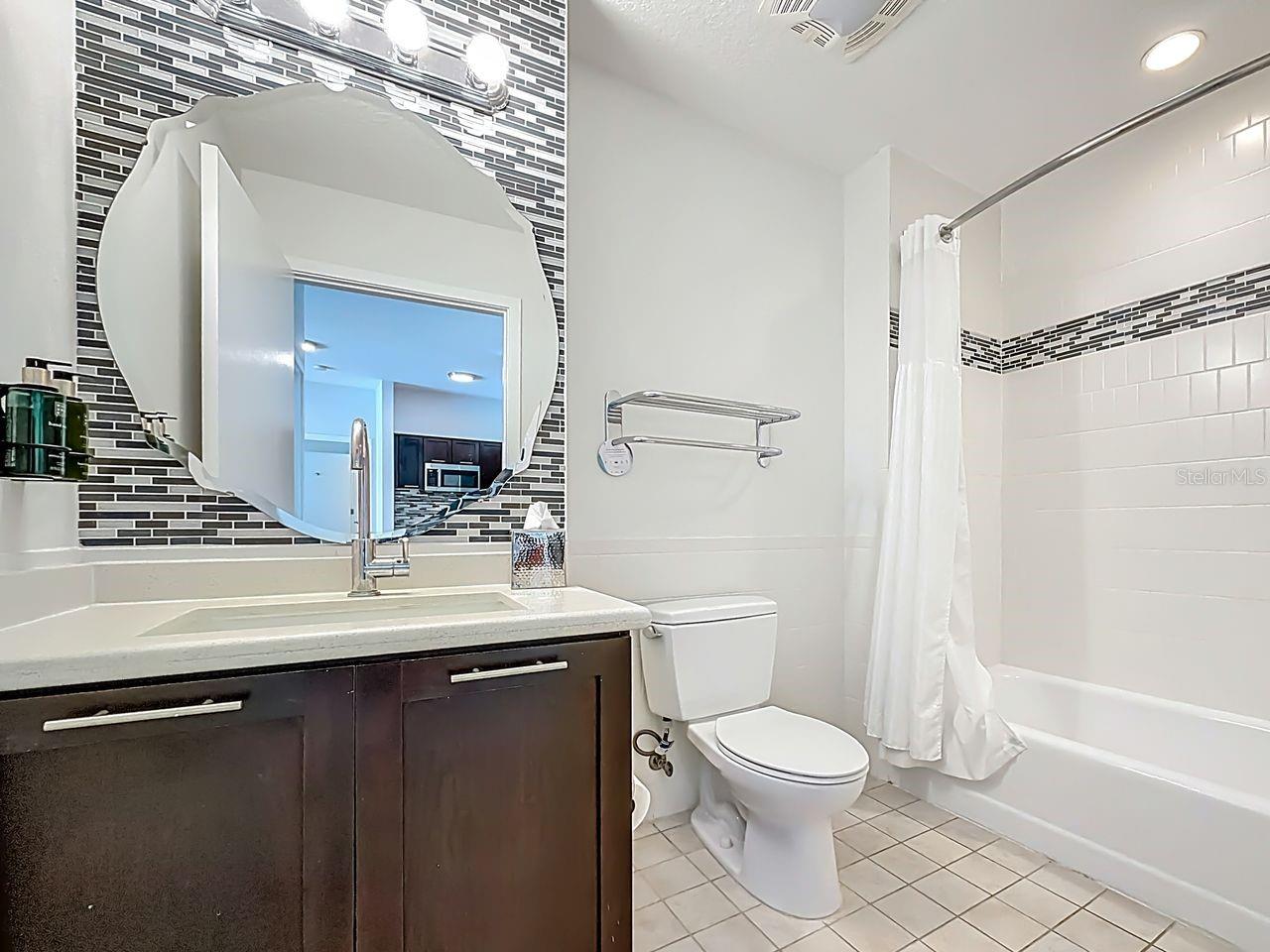 MONA LISA AT CELEBRATION CONDO HOTEL - Residential