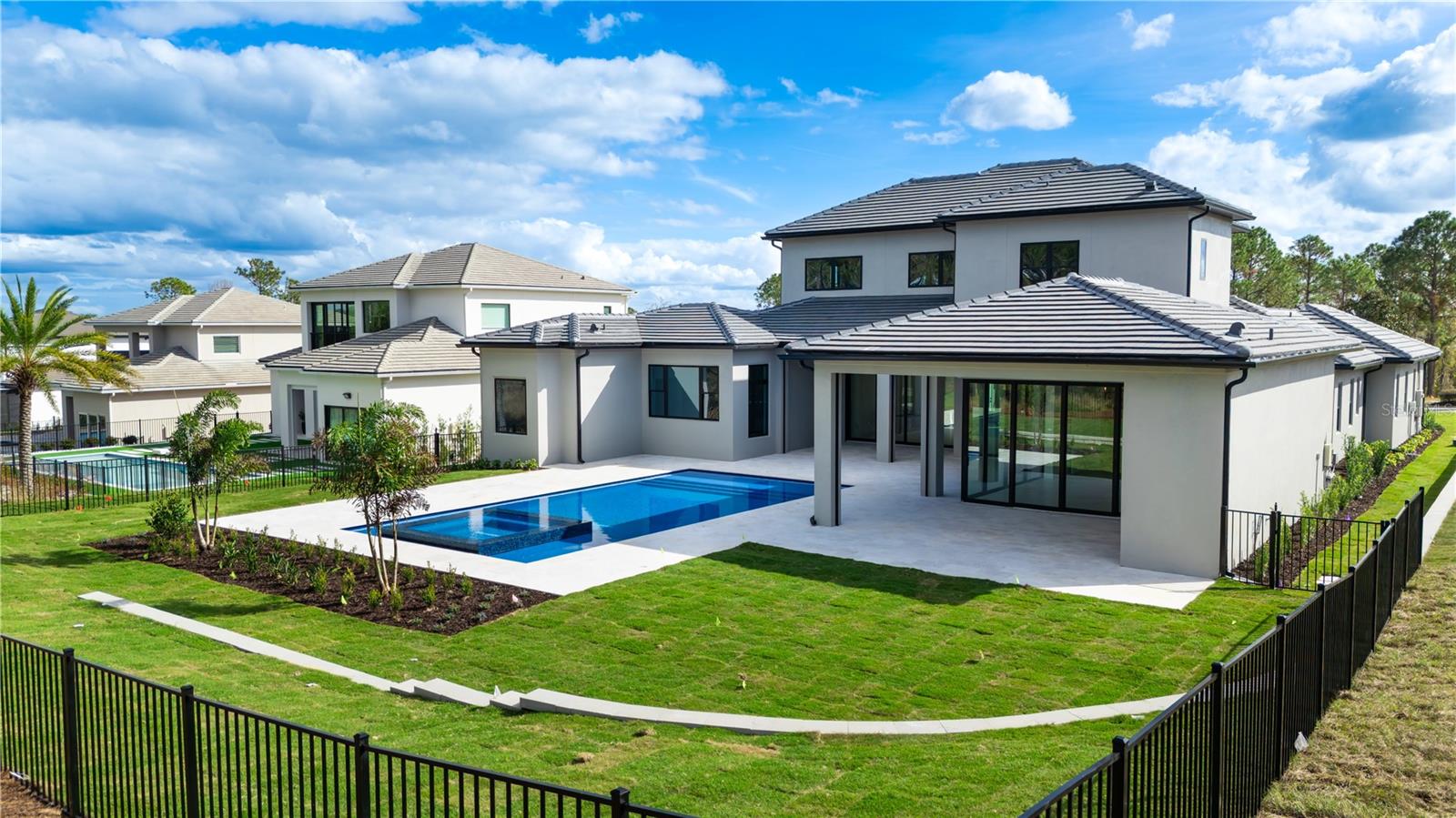 BELLA COLLINA SUB - Residential