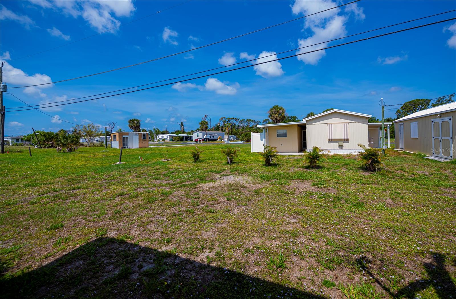 HOLIDAY MOB ESTATES 1ST ADD - Residential