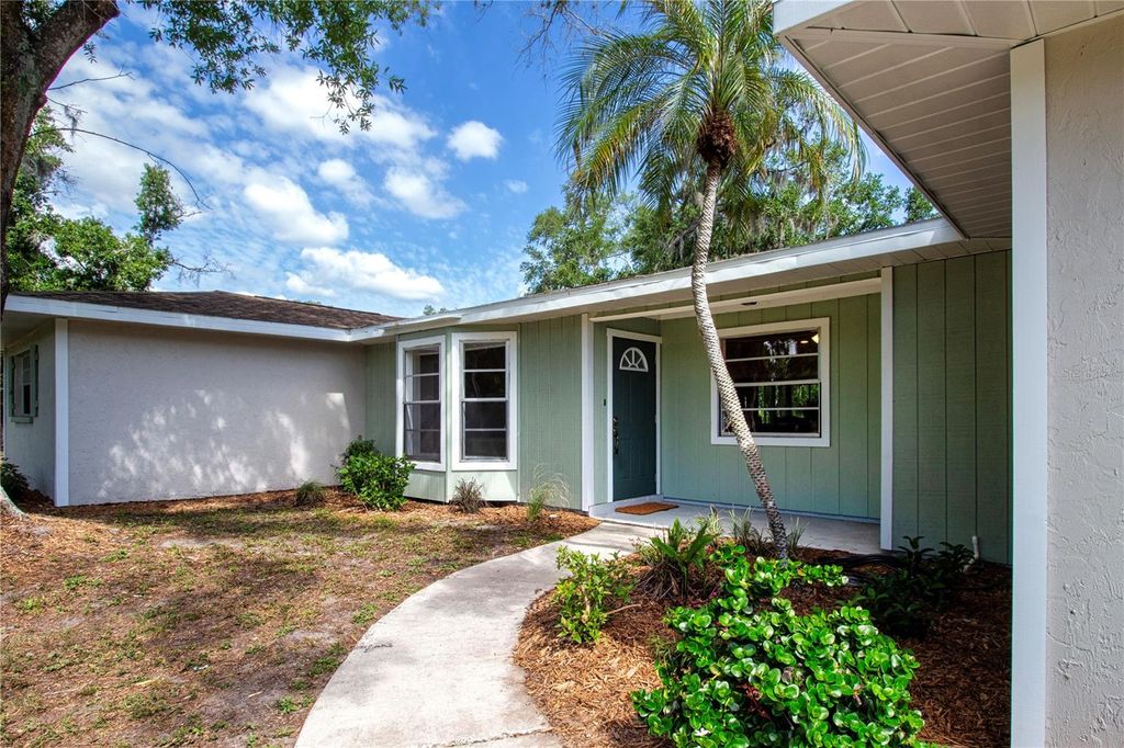 Photo of 2205 Butch Cassidy Trail, Wimauma, FL 33598 (MLS # TB8434552)