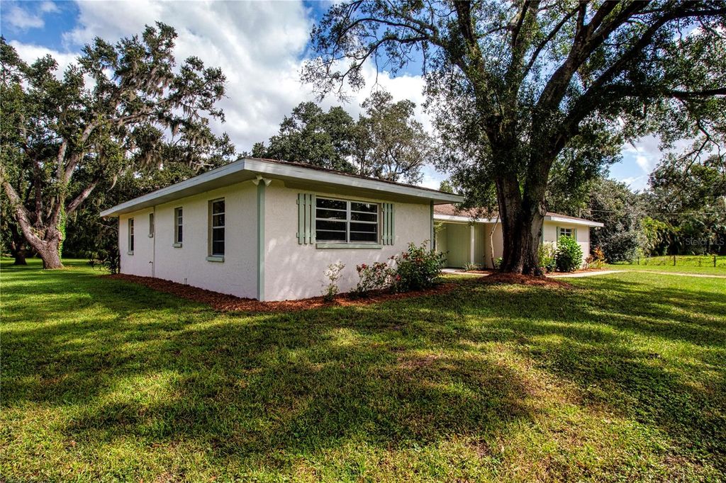 Photo of 2205 Butch Cassidy Trail, Wimauma, FL 33598 (MLS # TB8434552)