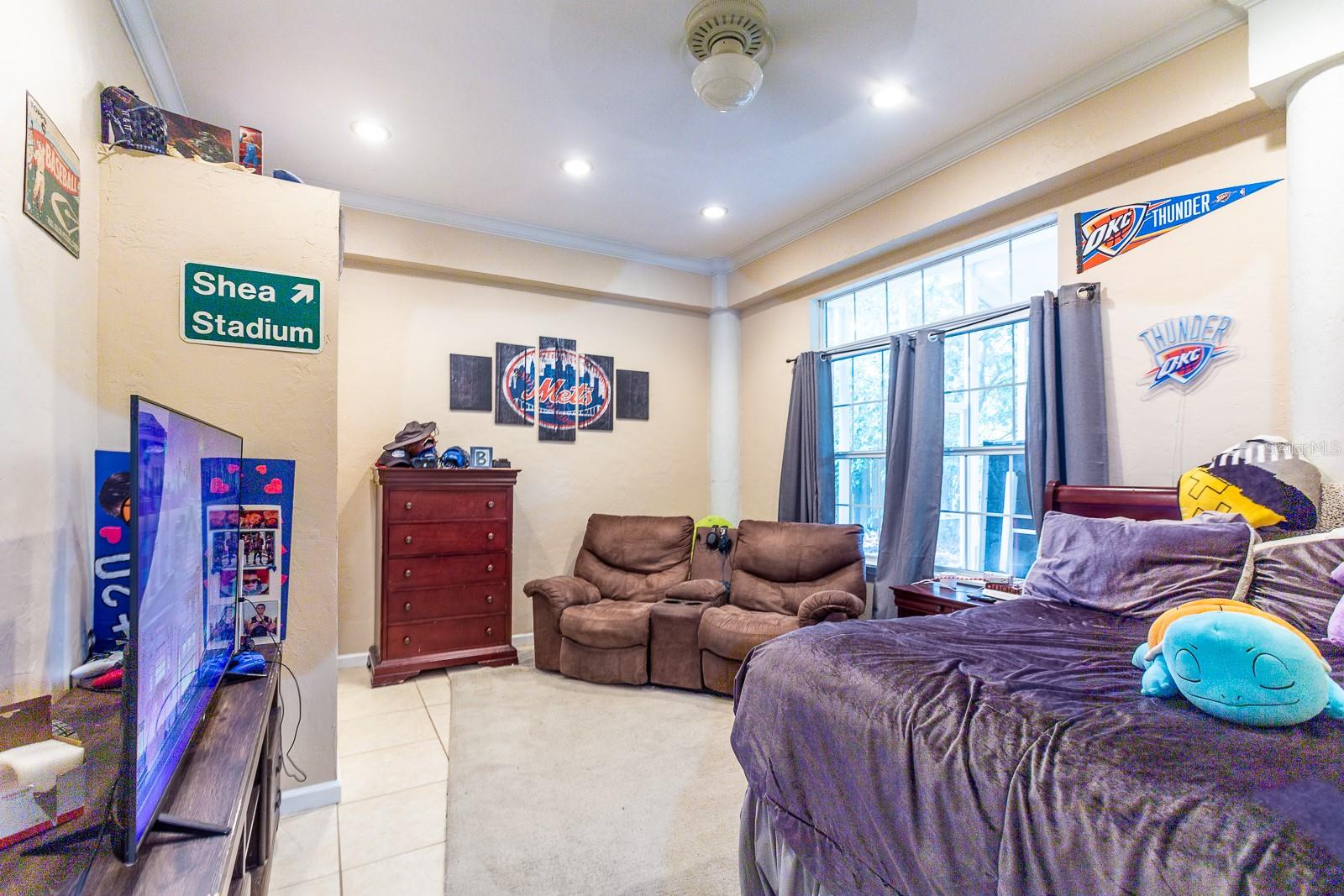 CHELSEA LANE - Residential