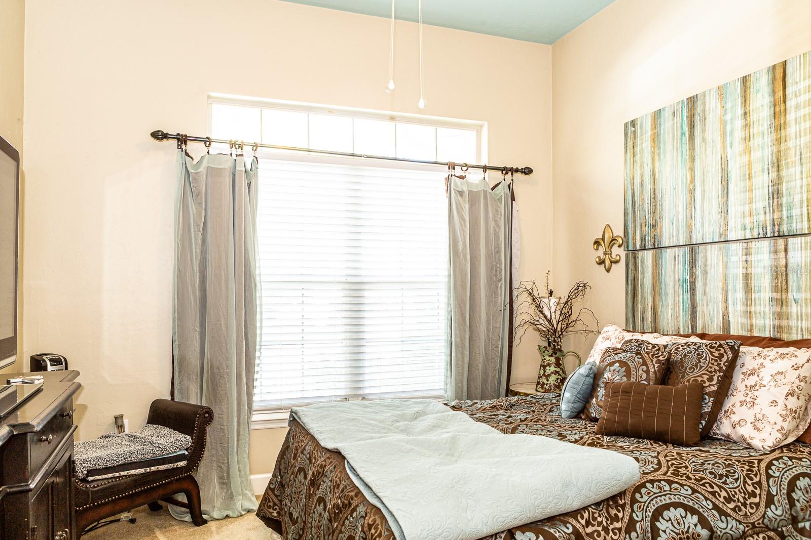 CHELSEA LANE - Residential