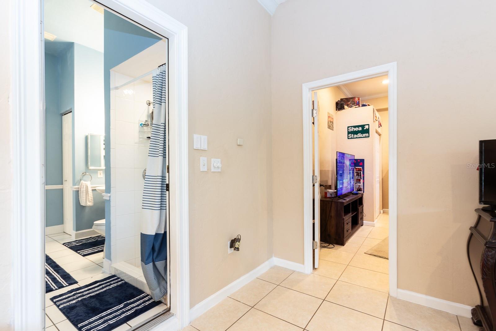 CHELSEA LANE - Residential