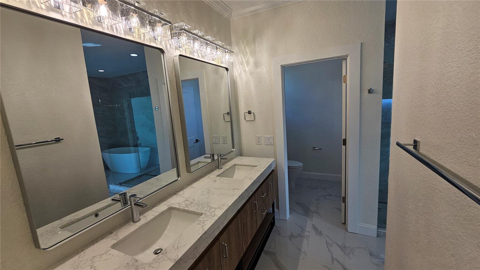 SECLUDED HARBOUR 02 - Residential