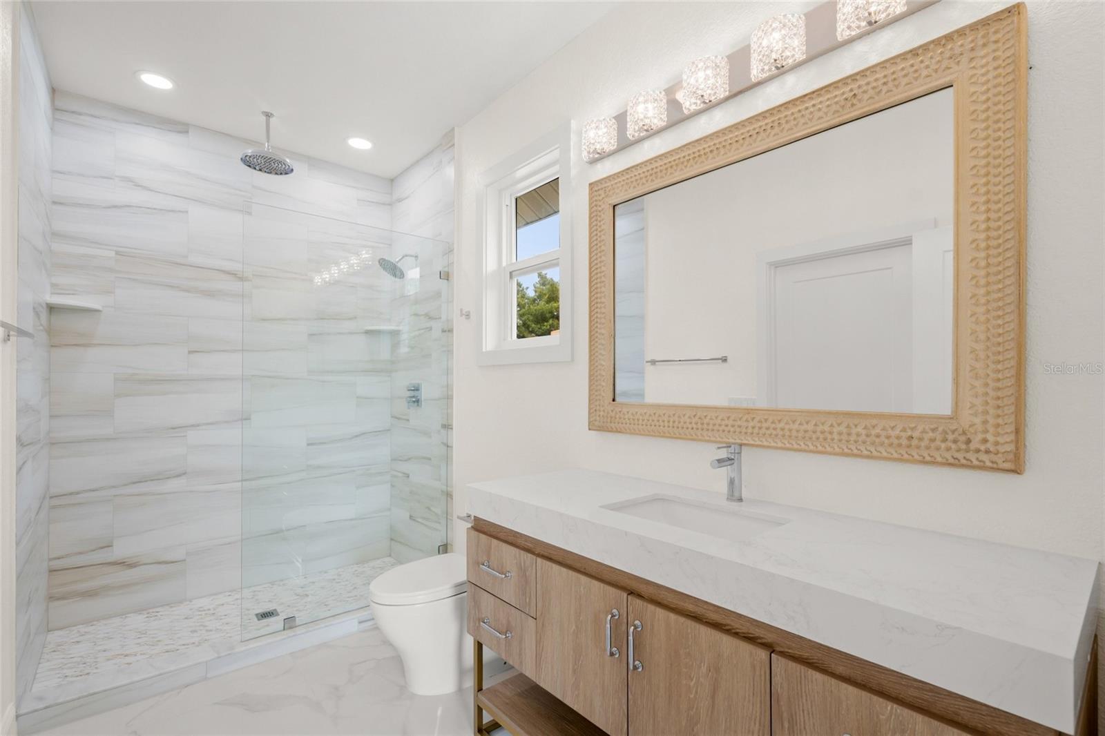 SECLUDED HARBOUR 02 - Residential