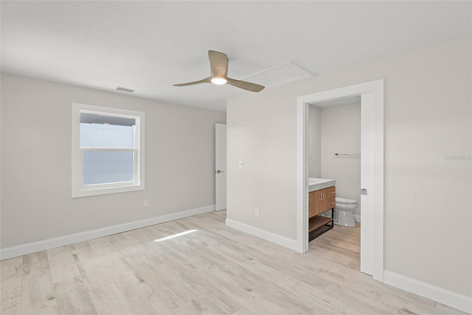 SECLUDED HARBOUR 02 - Residential