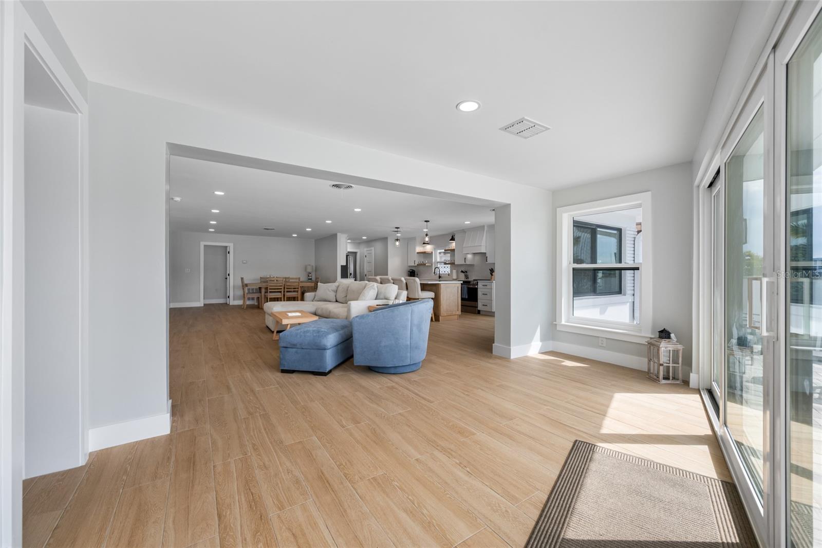 BAHIA SHORES 1ST ADD - Residential