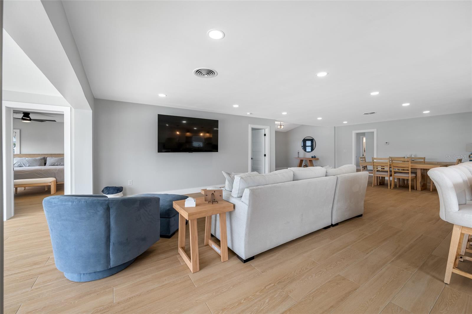 BAHIA SHORES 1ST ADD - Residential