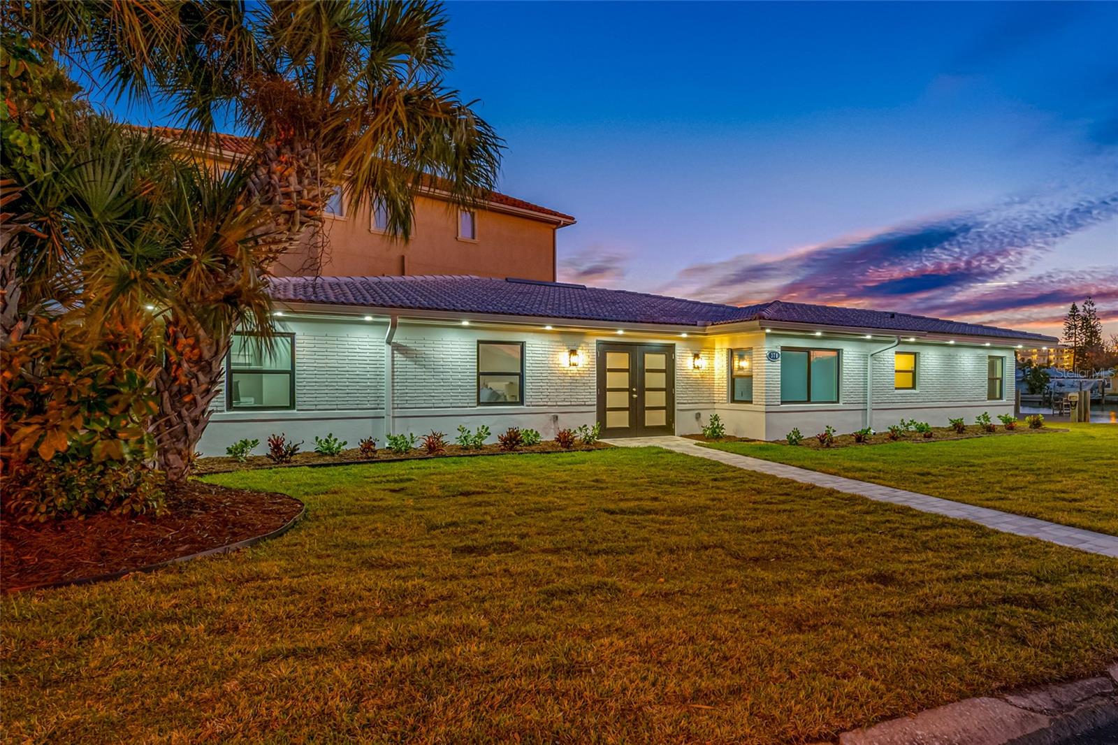 BAHIA SHORES 1ST ADD - Residential