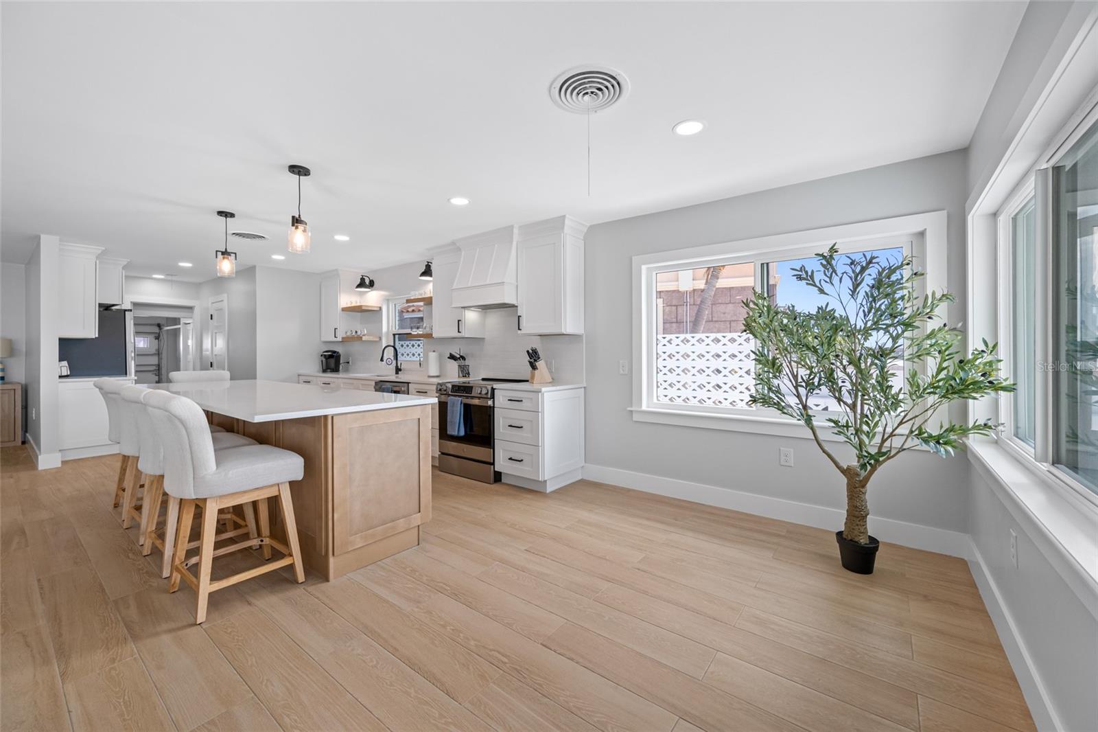 BAHIA SHORES 1ST ADD - Residential