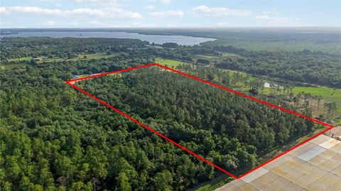 Photo of 23175 N Buckhill Road, Howey In The Hills, FL 34737 (MLS # O6408786)