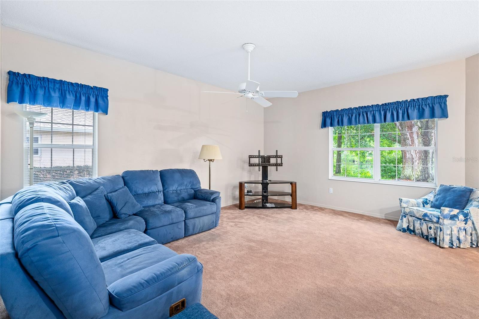 HAMPTONS - Residential