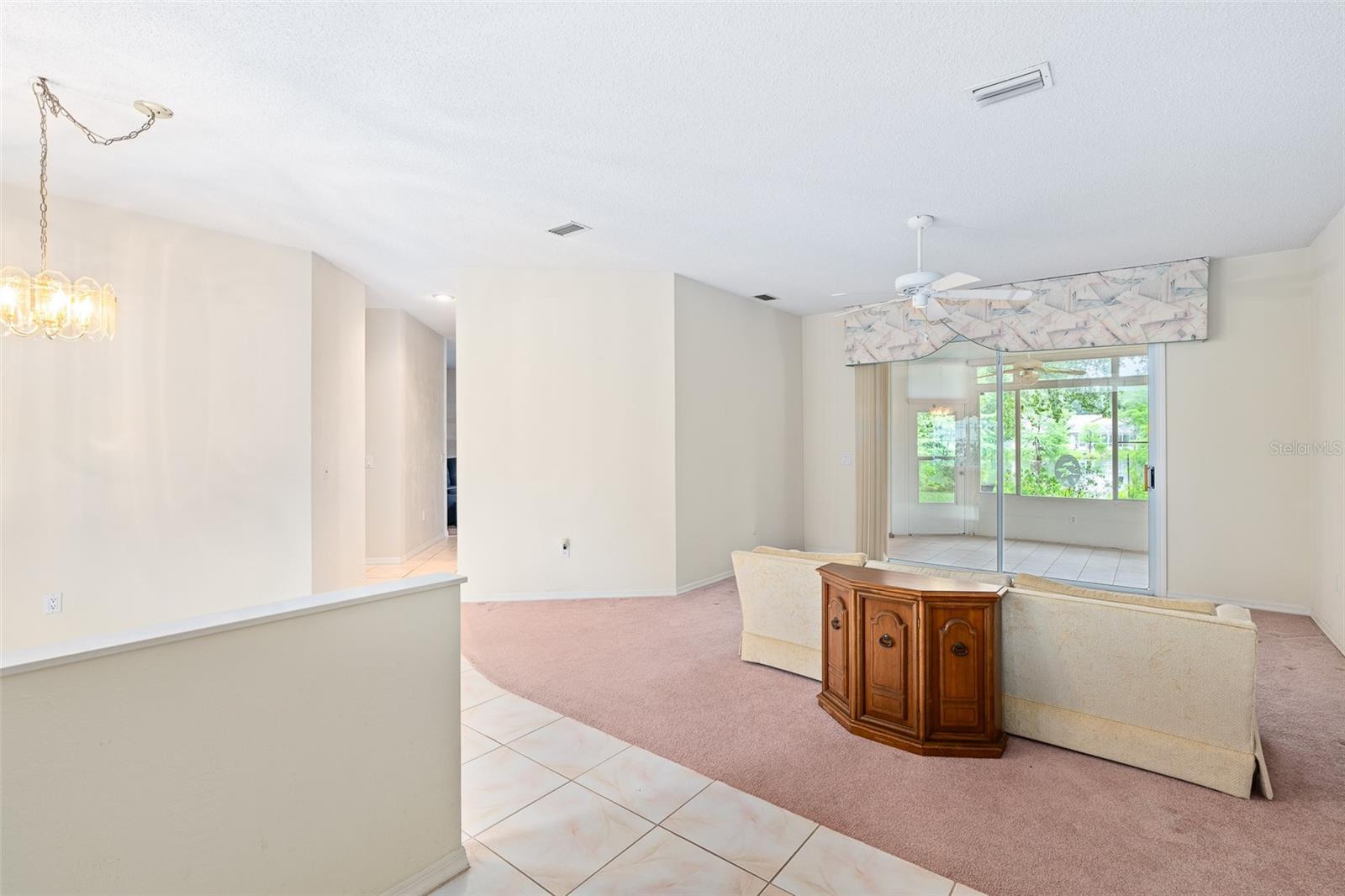 HAMPTONS - Residential