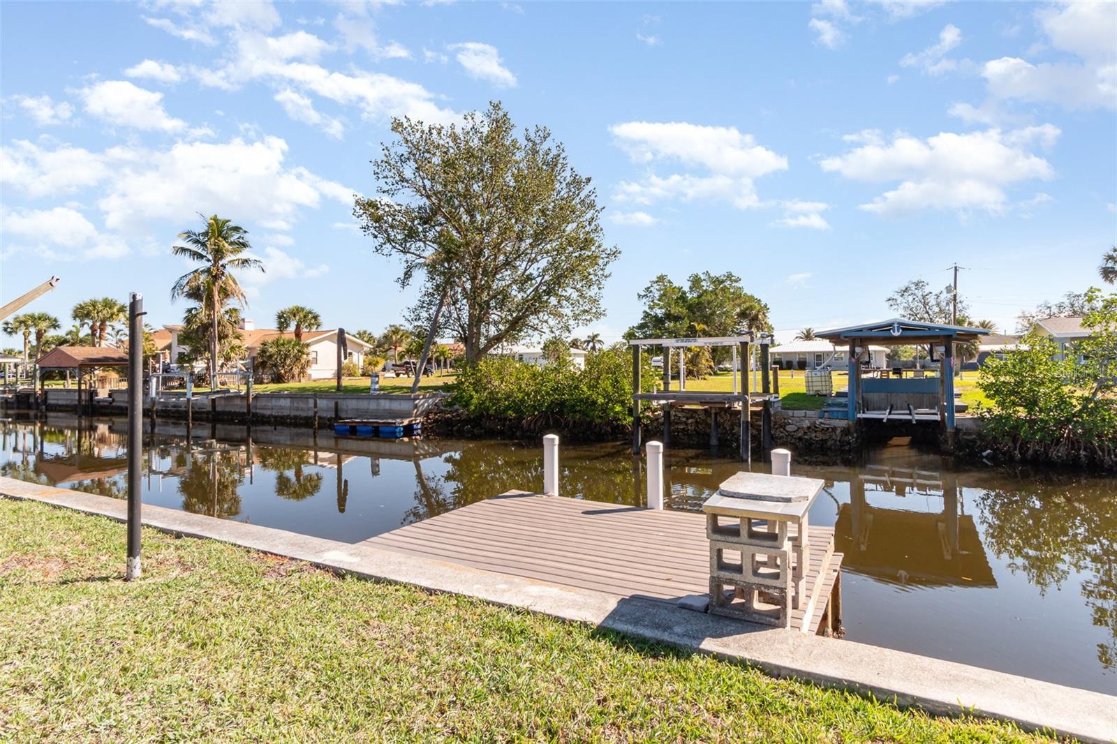 CHARLOTTE PARK - Residential