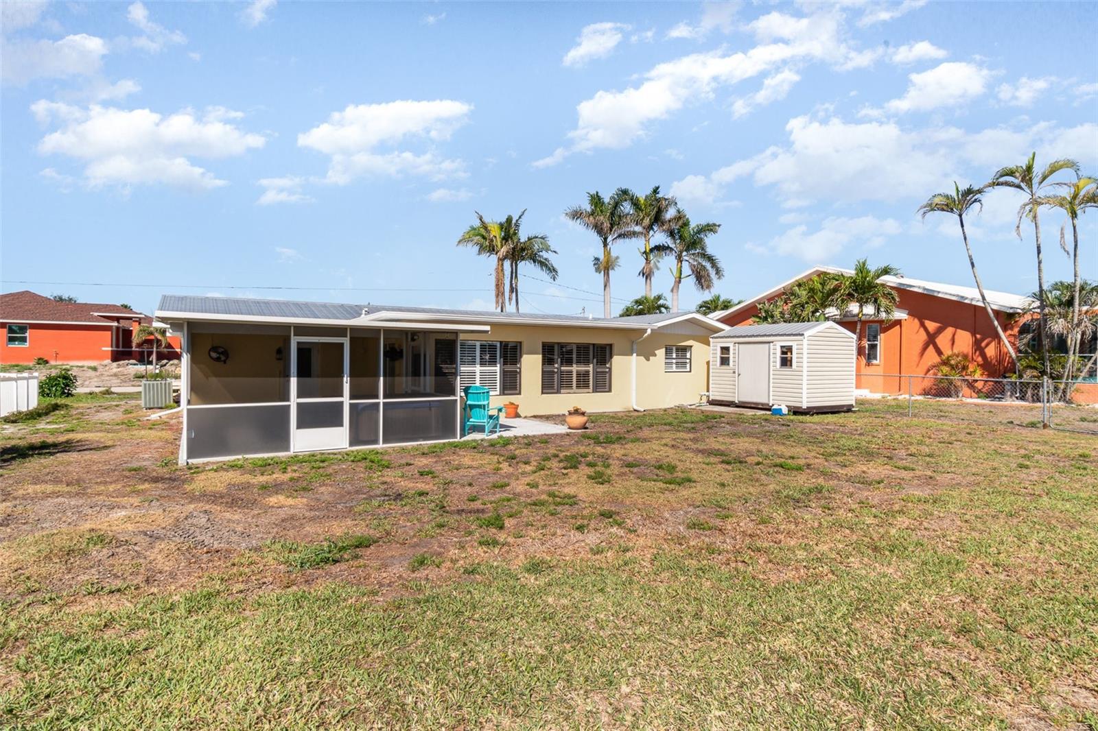 CHARLOTTE PARK - Residential