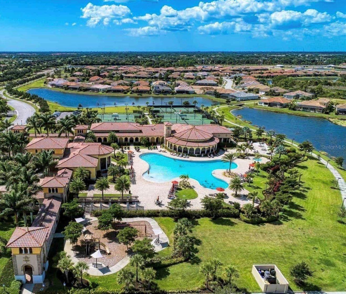 GRAN PARADISO PH 1 - Residential Lease