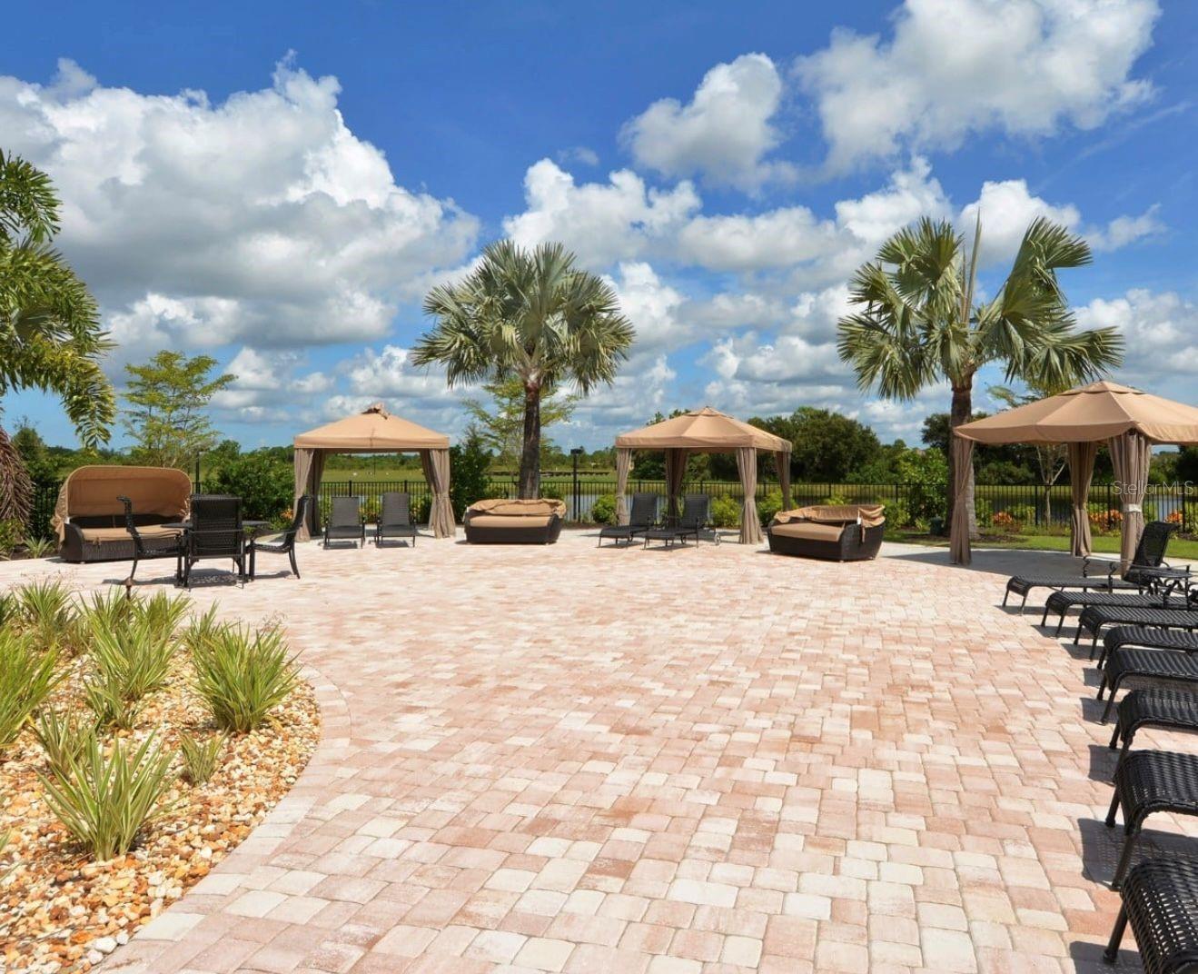 GRAN PARADISO PH 1 - Residential Lease