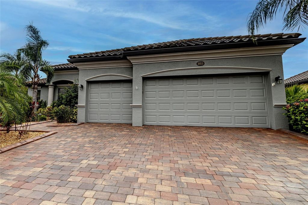 Photo of 20315 Passagio Drive, Venice, FL 34293 (MLS # C7516409)