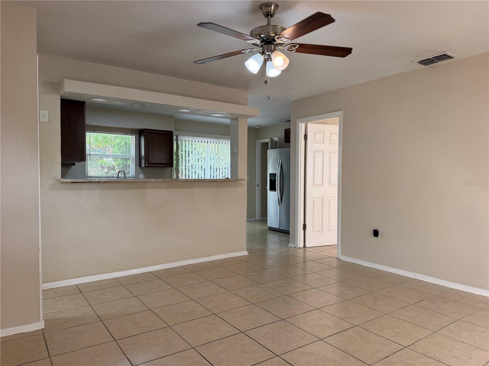 609 MAGGIE CIRCLE