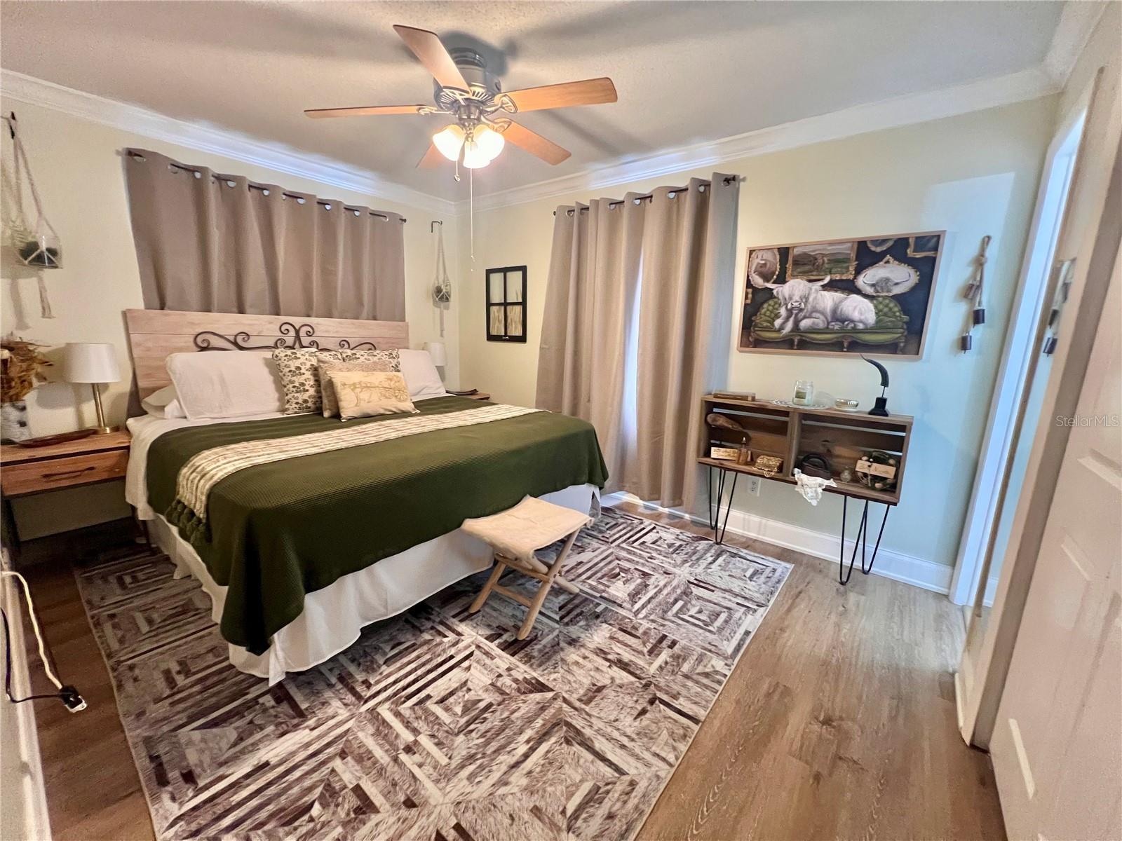 KINGS GRANT UNIT 04 - Residential