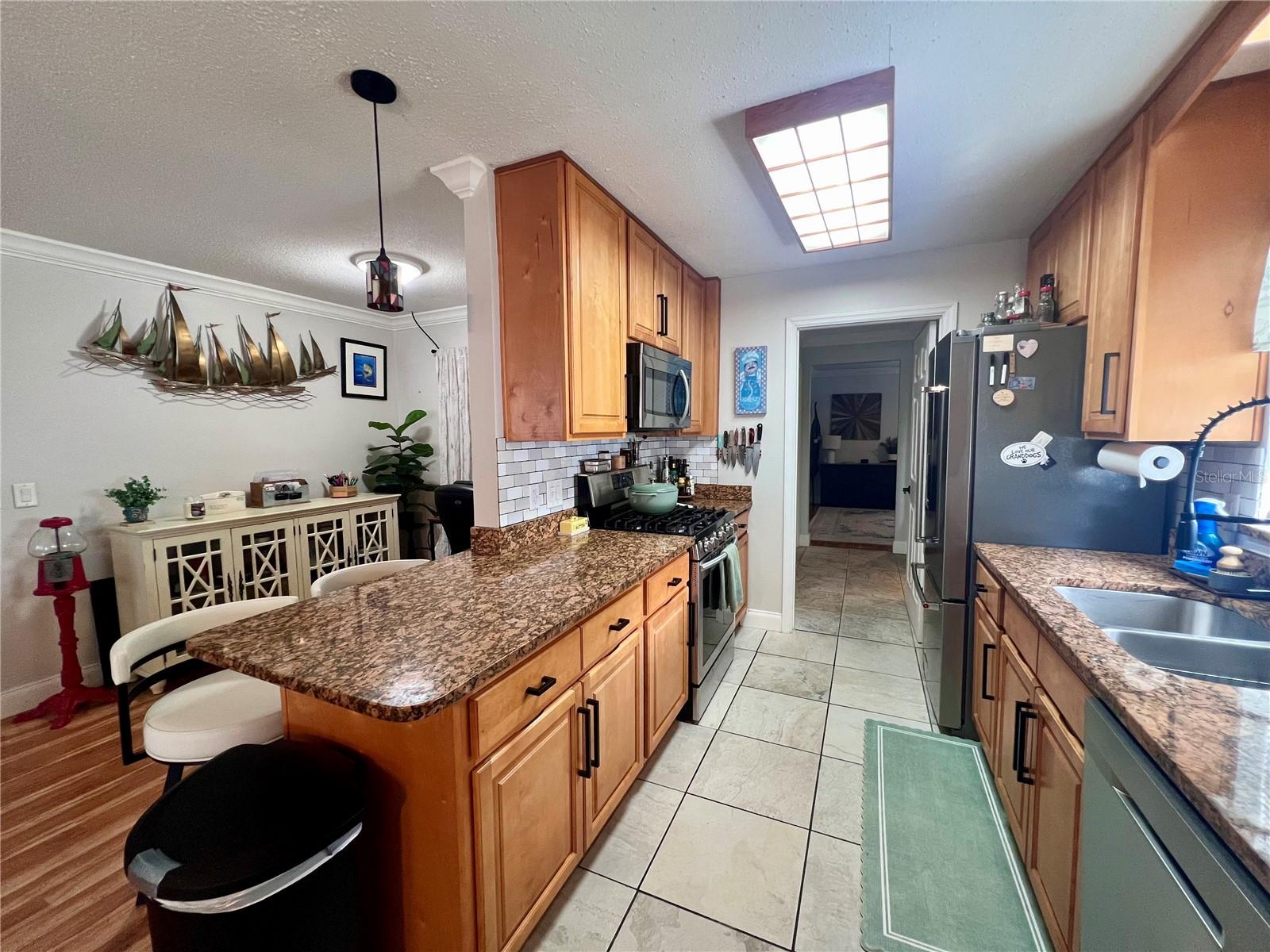 KINGS GRANT UNIT 04 - Residential