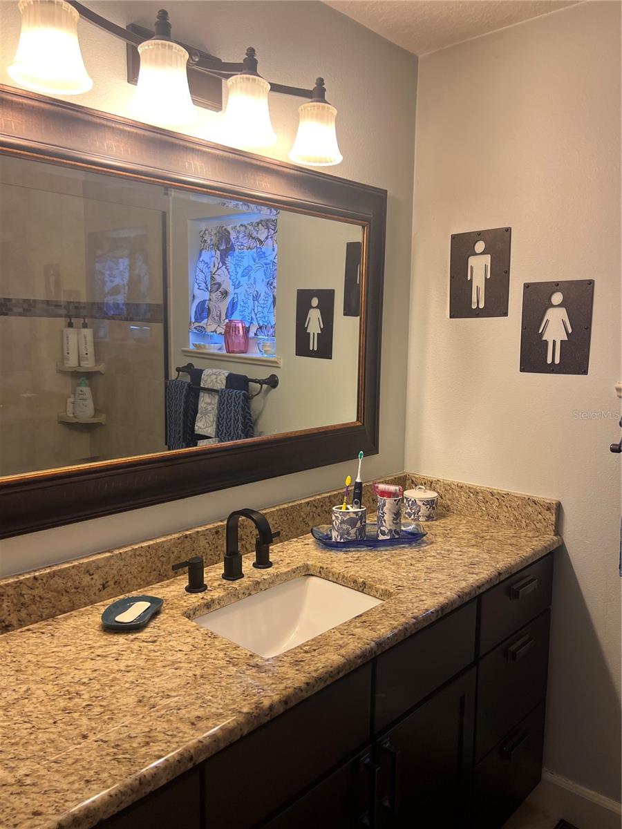 KINGS GRANT UNIT 04 - Residential