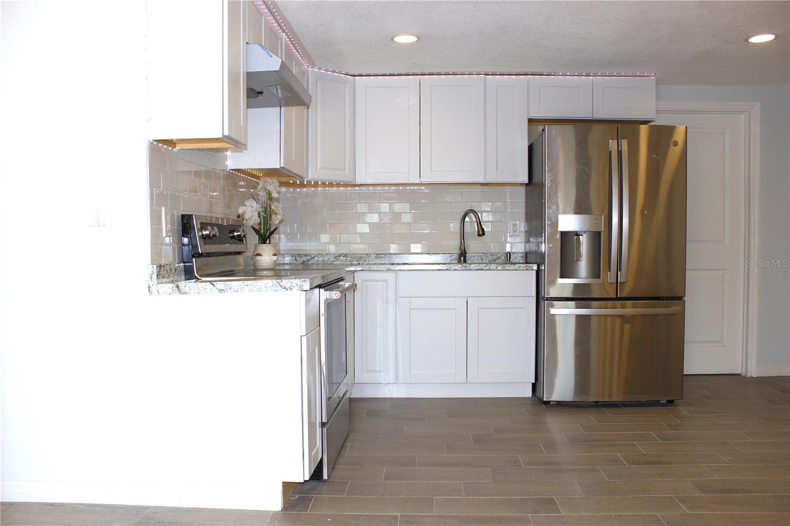 FOREST HILLS - Residential