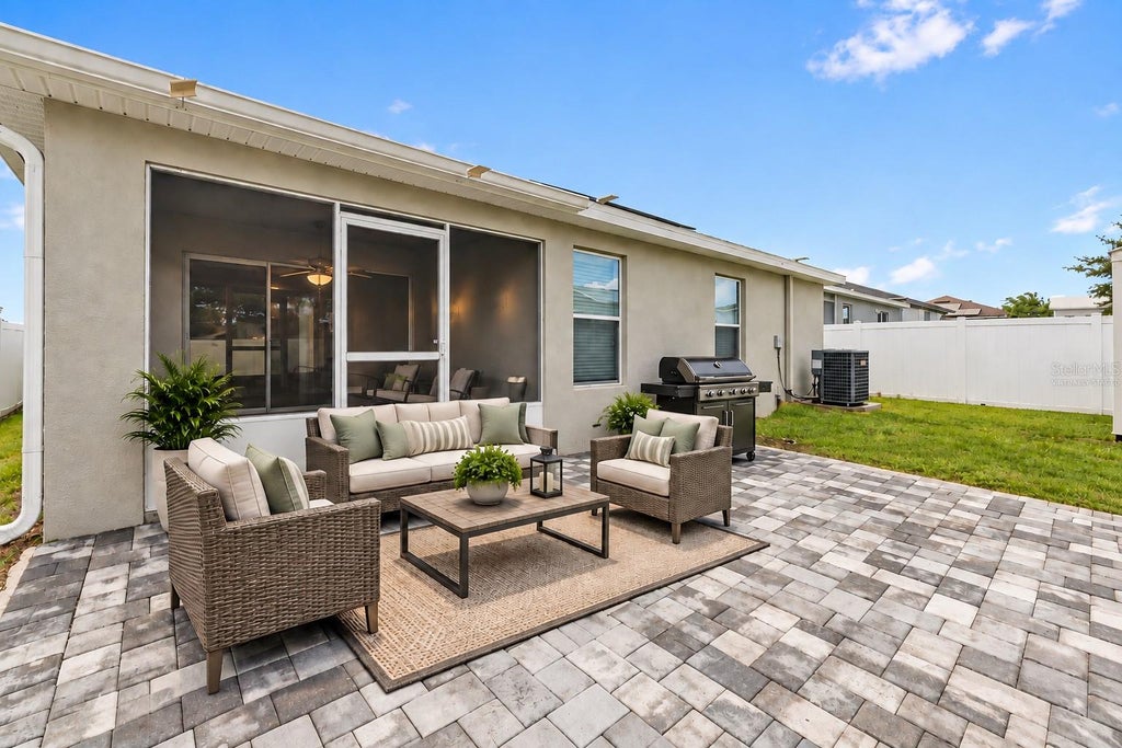 Photo of 331 Tanager Street, Haines City, FL 33844 (MLS # O6437928)