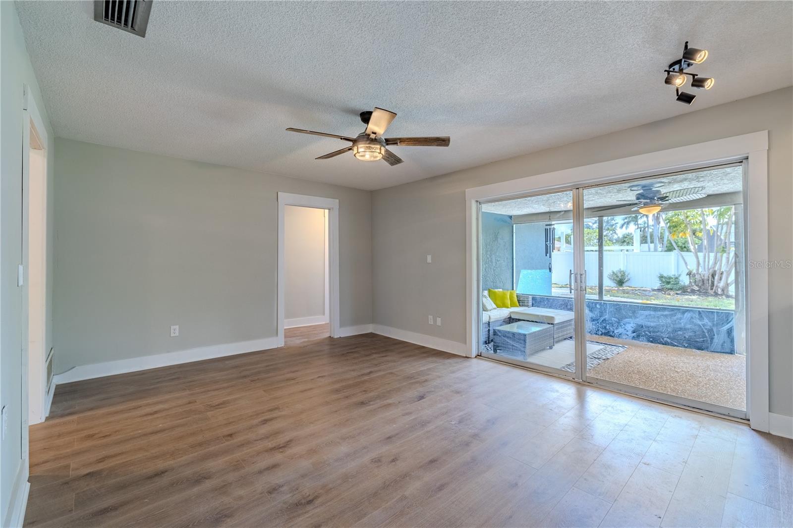 WEST BAYOU - Residential