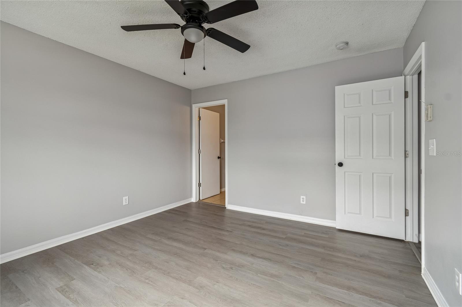 RIVERWALK AT WATERSIDE ISLAND - Residential