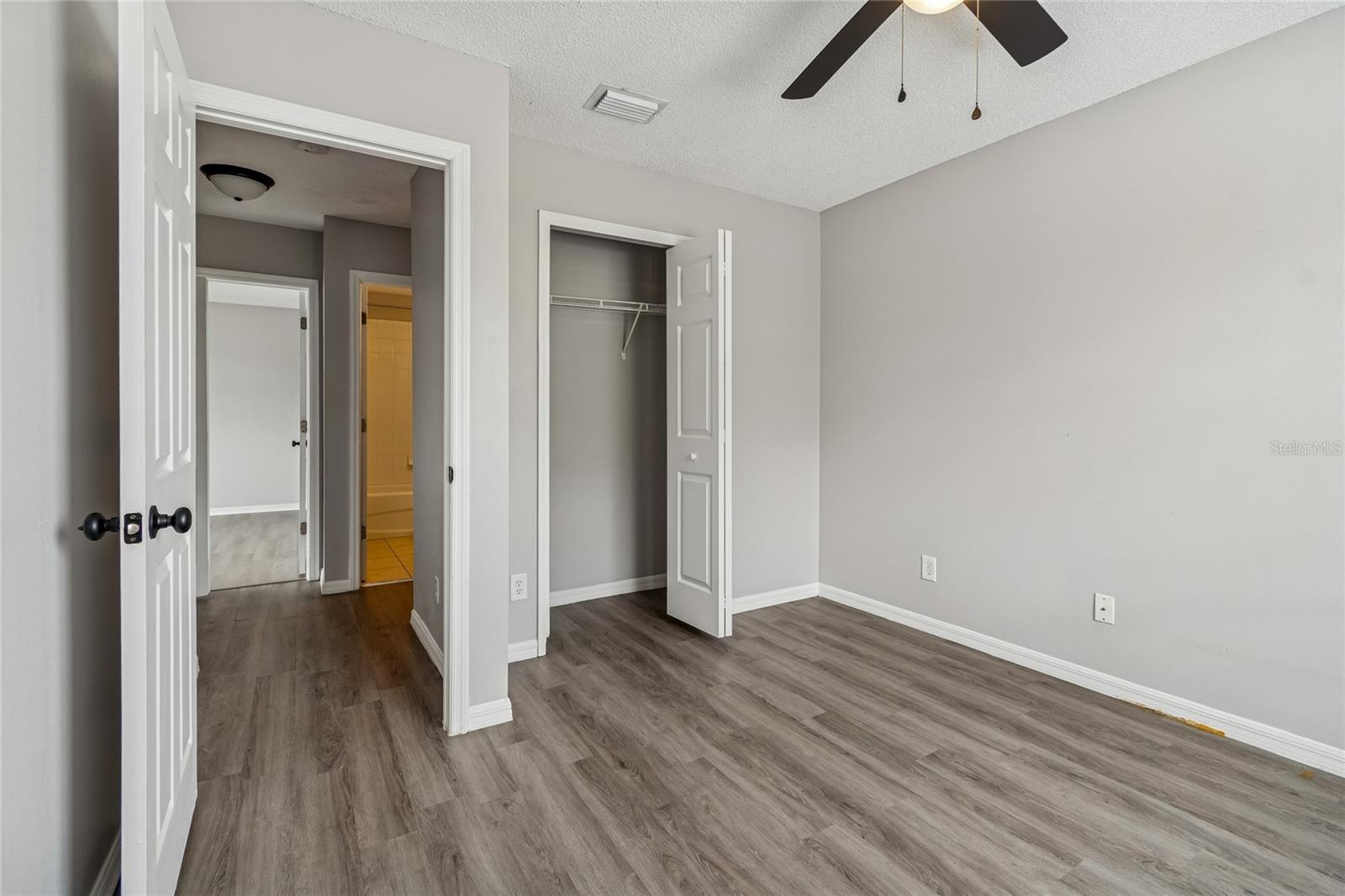 RIVERWALK AT WATERSIDE ISLAND - Residential