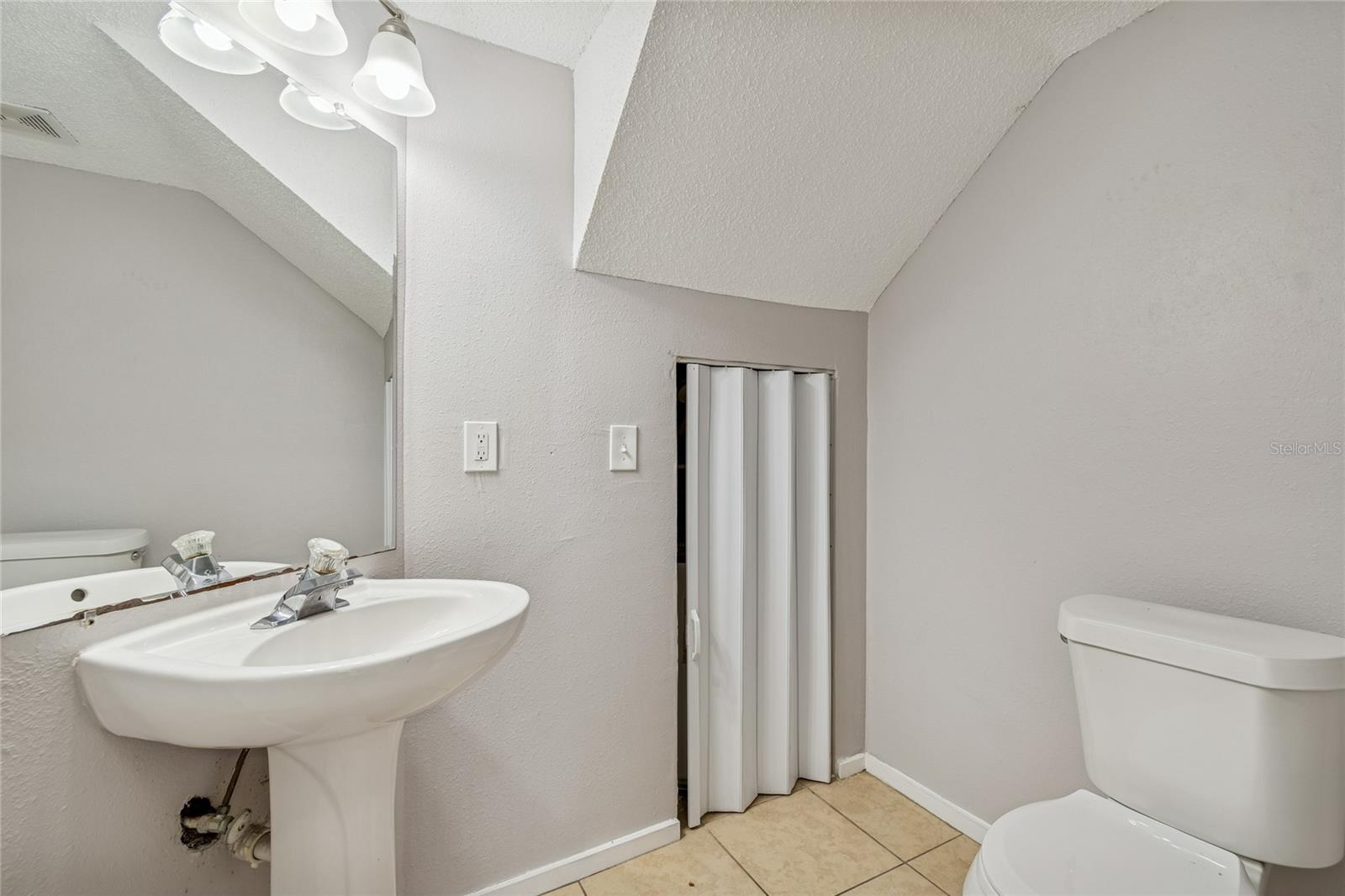 RIVERWALK AT WATERSIDE ISLAND - Residential