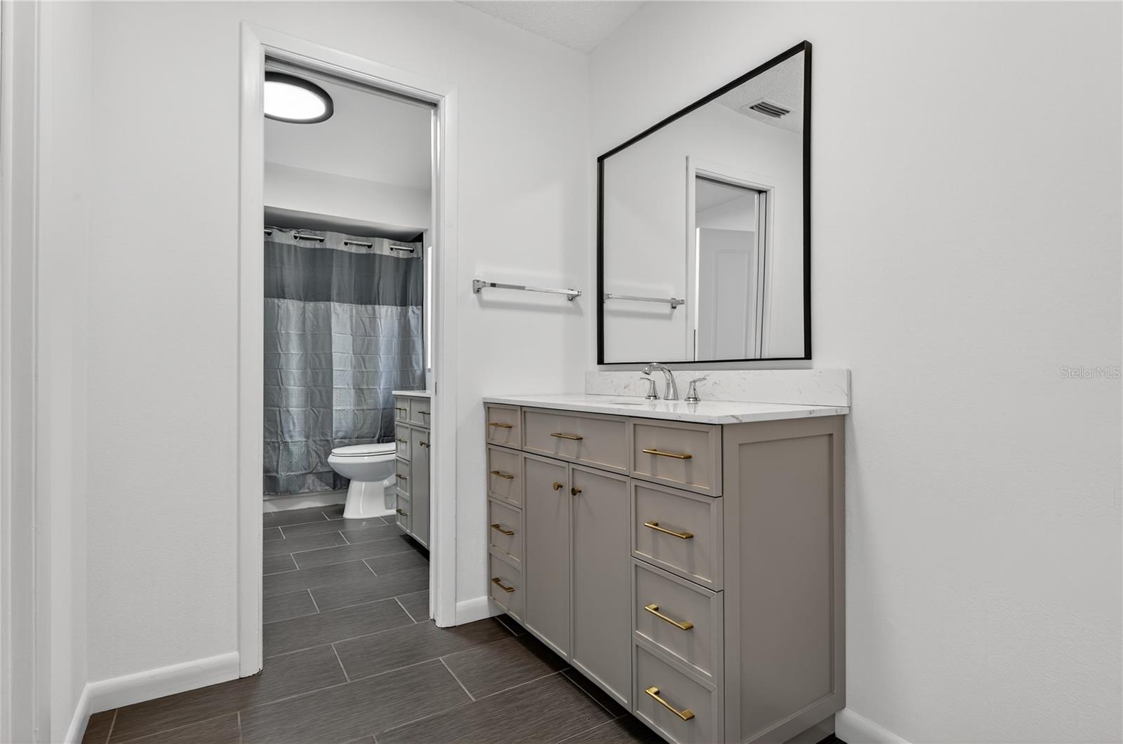 BLOOMINGDALE SEC M UNIT - Residential