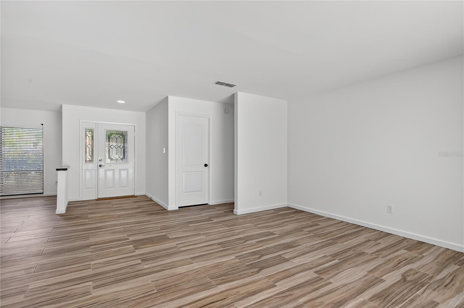 BLOOMINGDALE SEC M UNIT - Residential