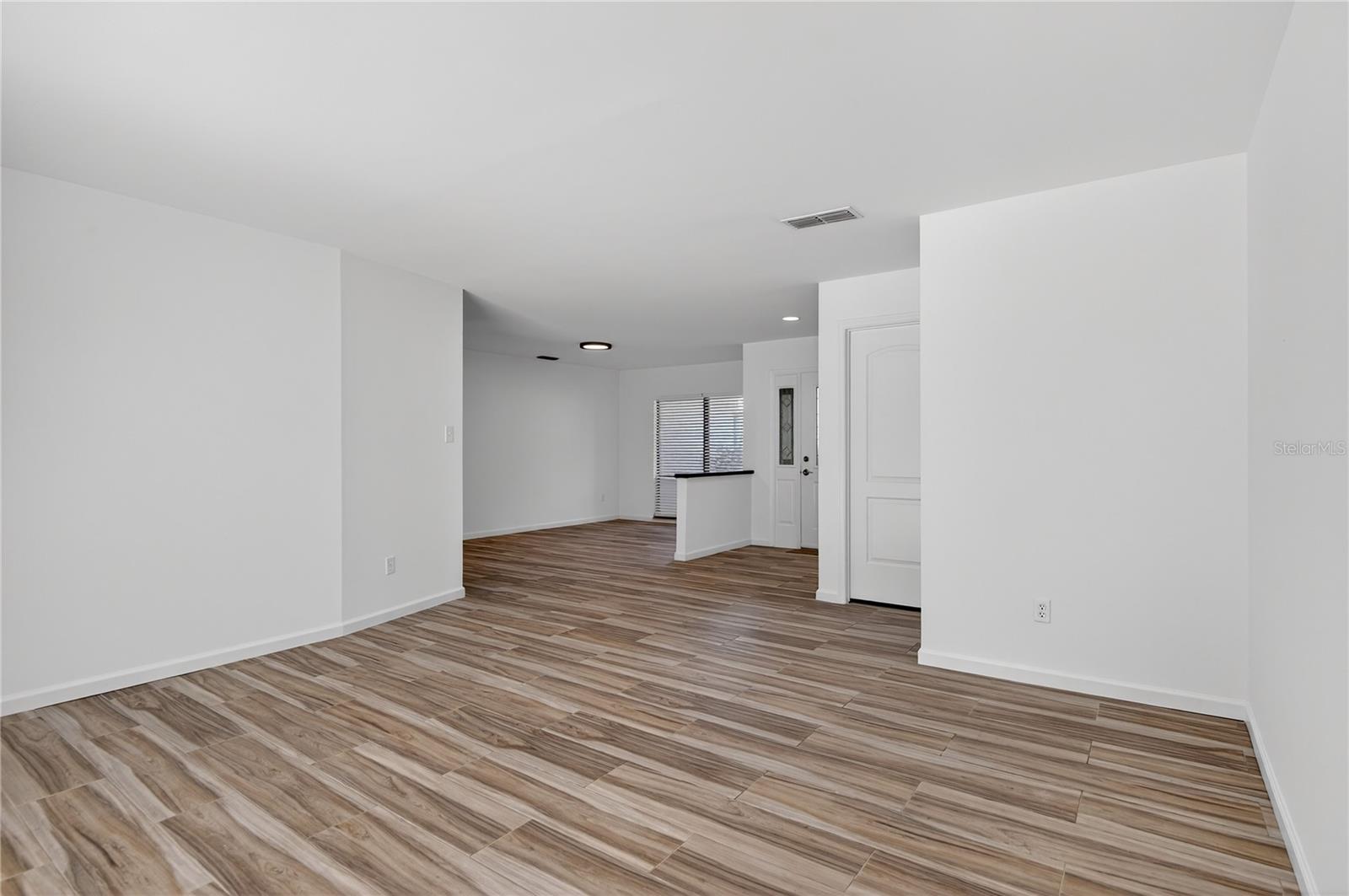 BLOOMINGDALE SEC M UNIT - Residential