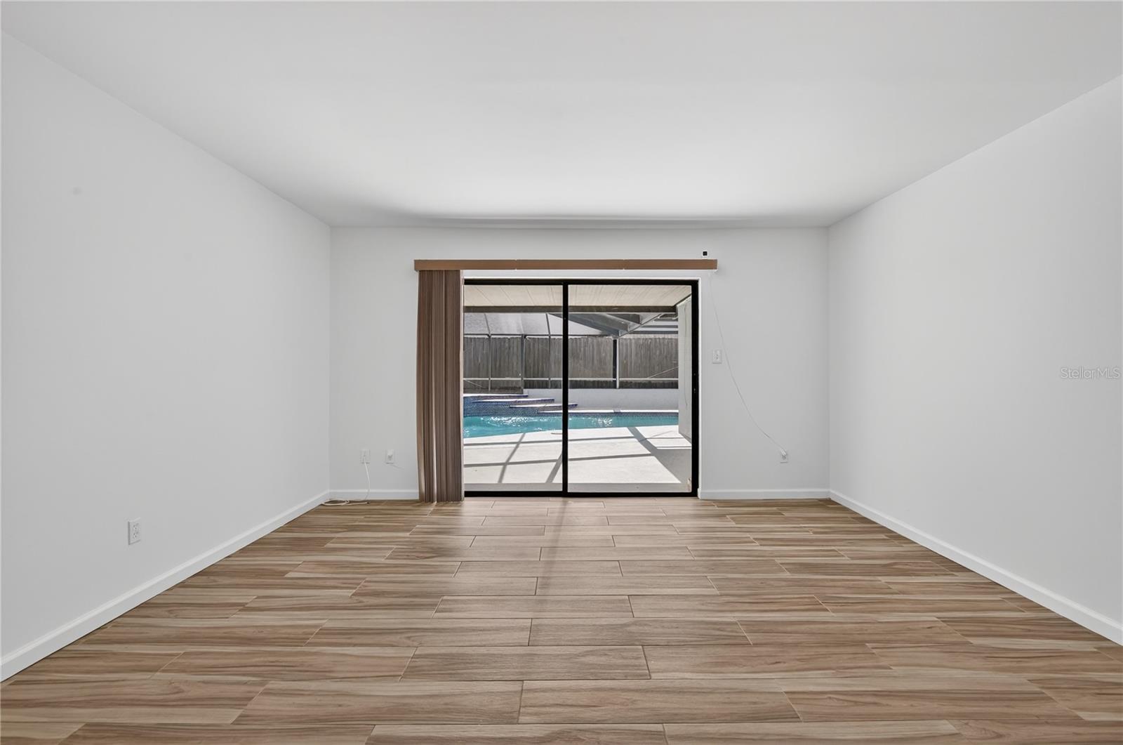 BLOOMINGDALE SEC M UNIT - Residential