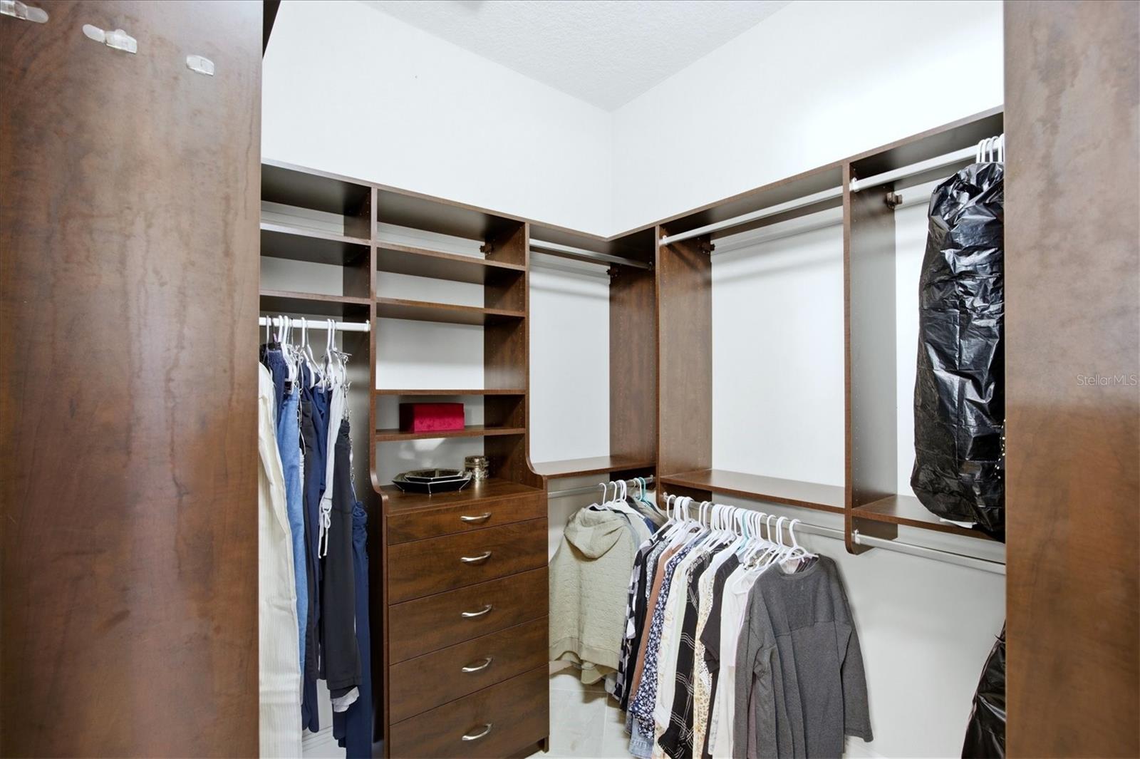 INDIGO PH IV & V - Residential