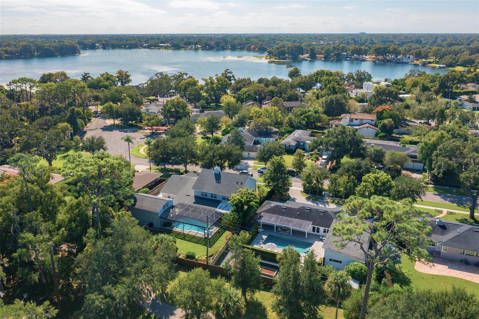 BEVERLY SHORES - Residential