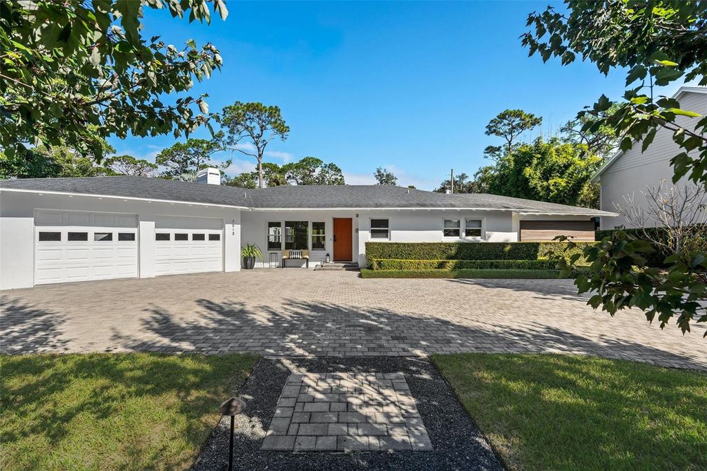 Photo of 1513 Nottingham Street, Orlando, FL 32803 (MLS # O6354081)