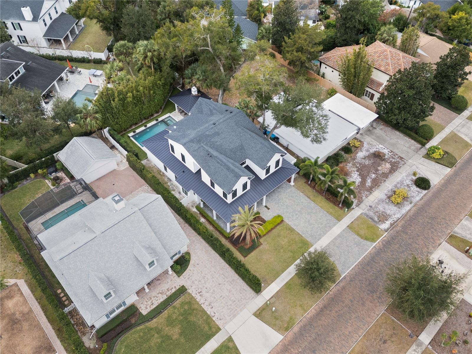 LAKE KNOWLES TERRACE - Residential