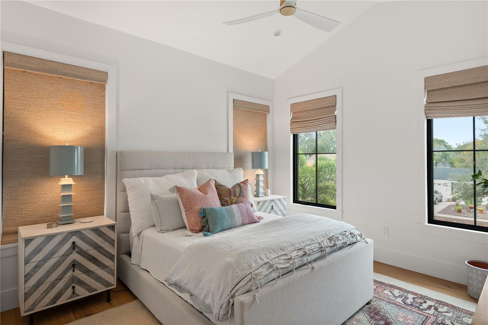 LAKE KNOWLES TERRACE - Residential