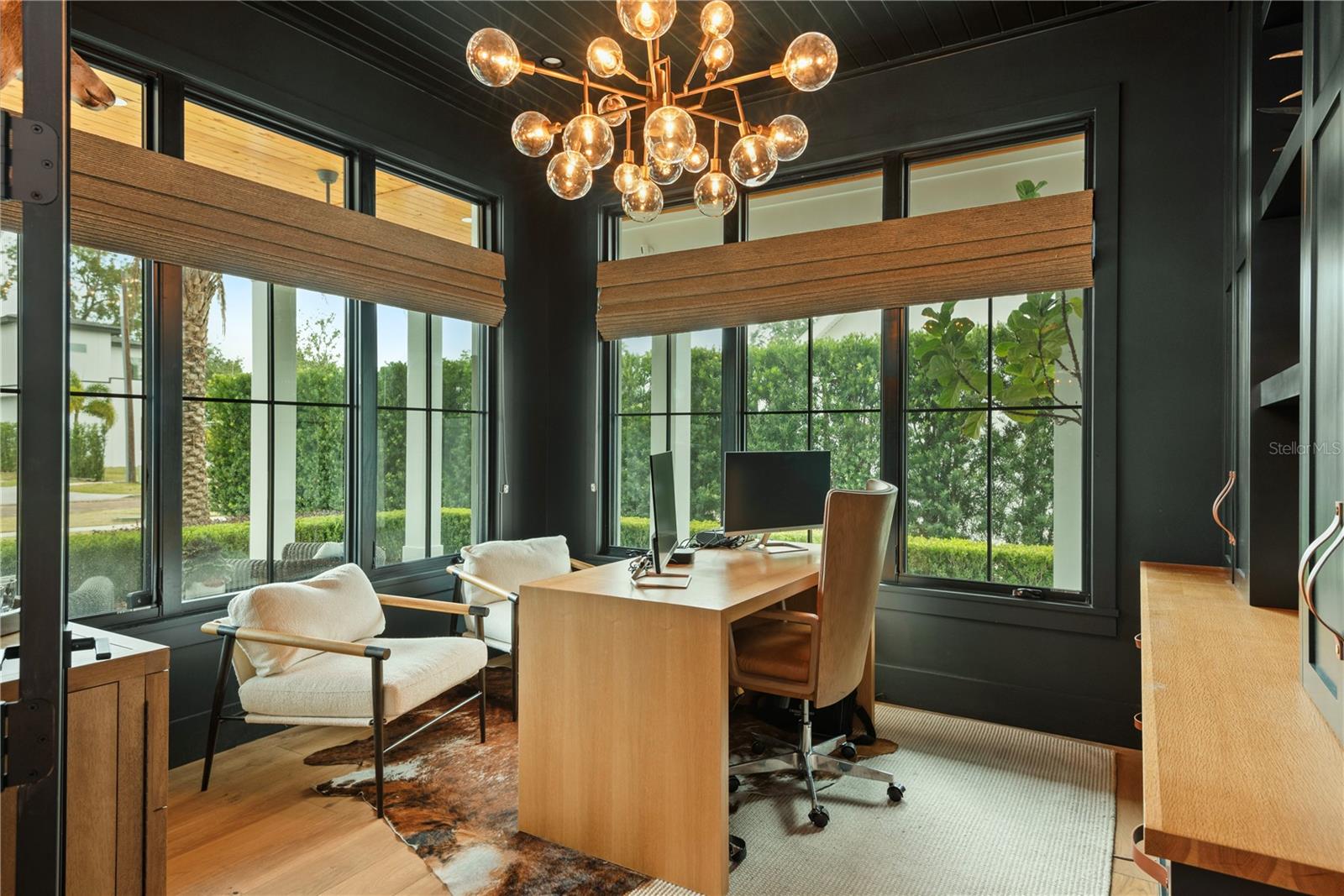 LAKE KNOWLES TERRACE - Residential