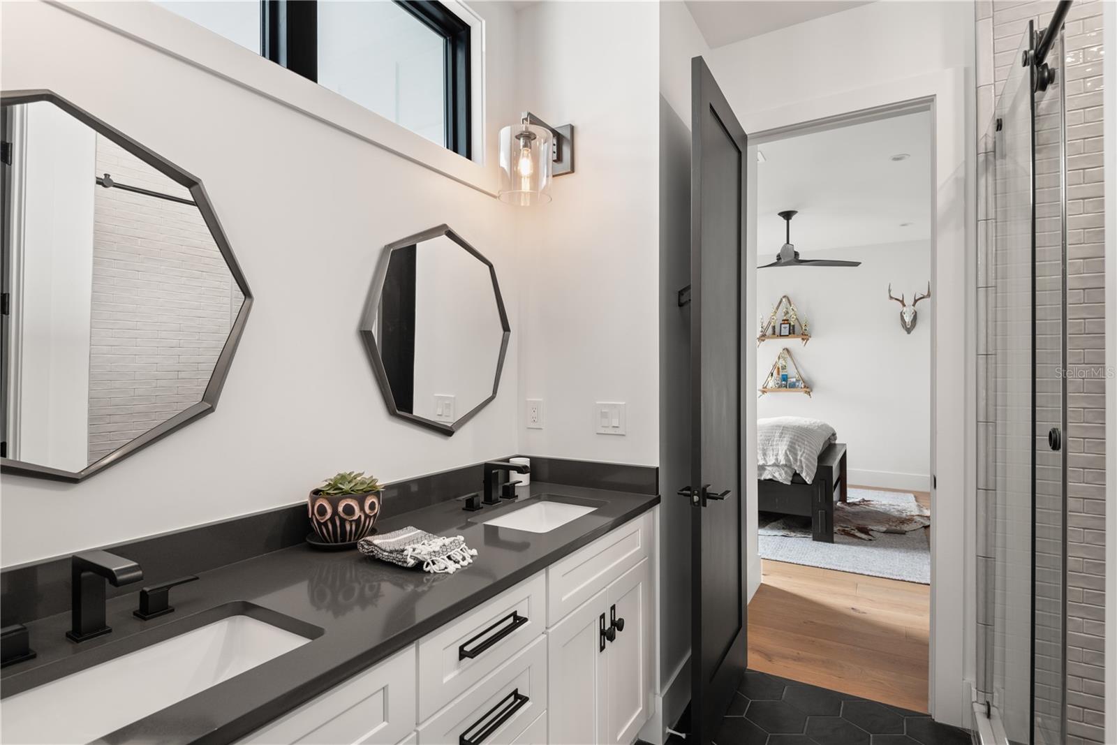 LAKE KNOWLES TERRACE - Residential