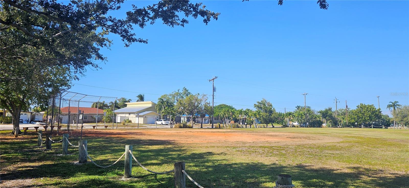 BAYSHORE GARDENS SEC 19 - Residential