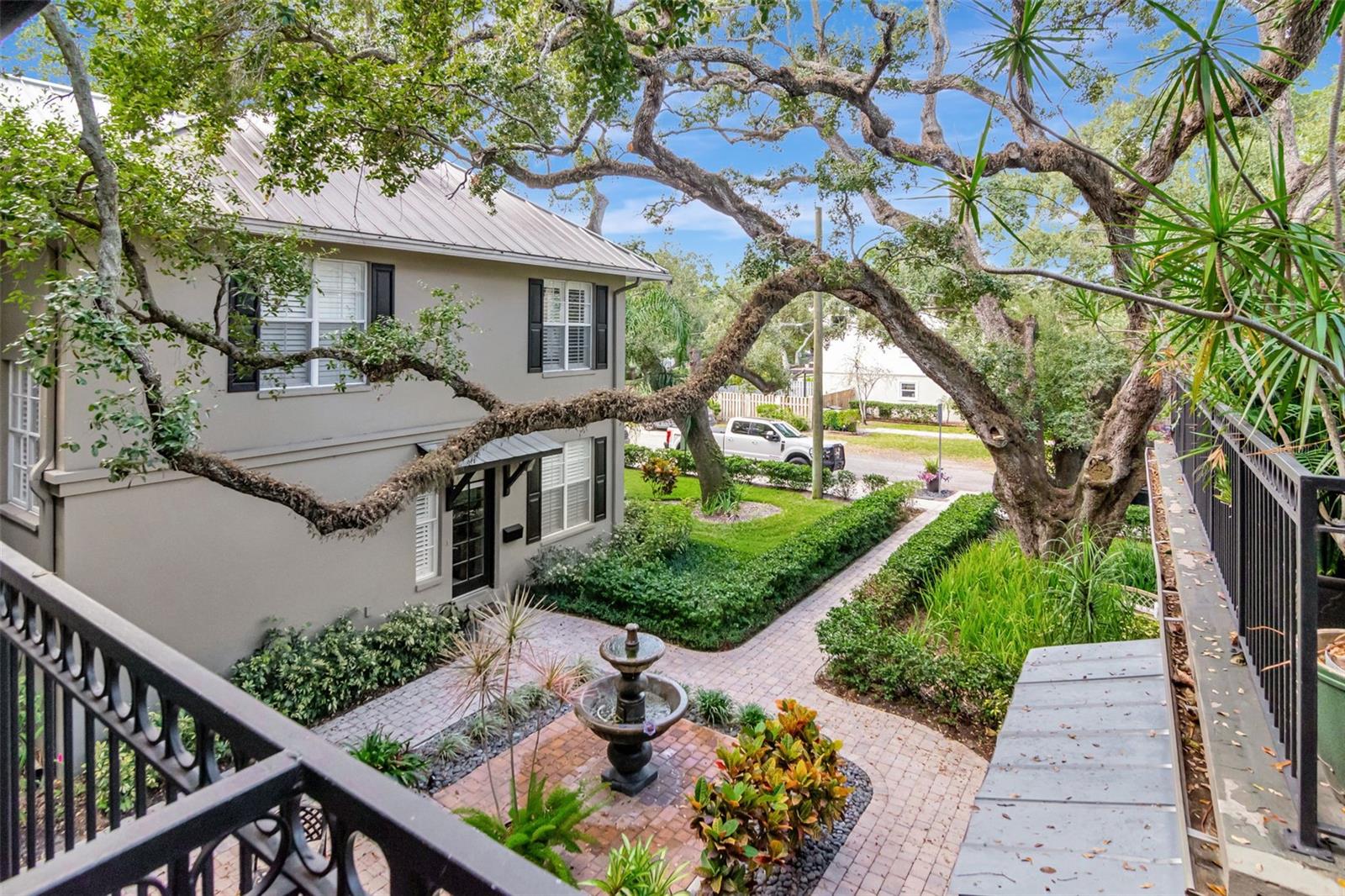 POYDRAS TWNHS - Residential