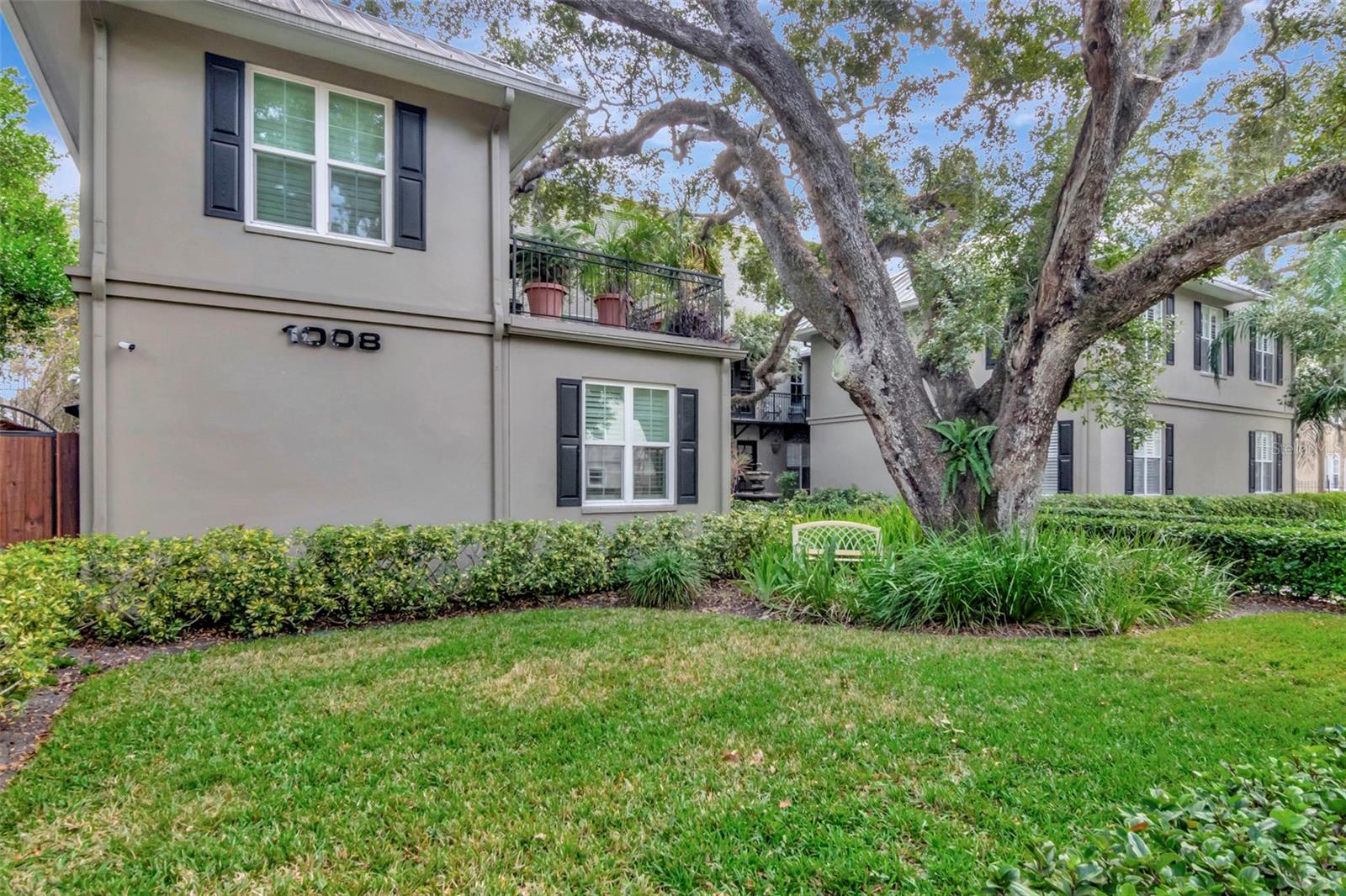 POYDRAS TWNHS - Residential