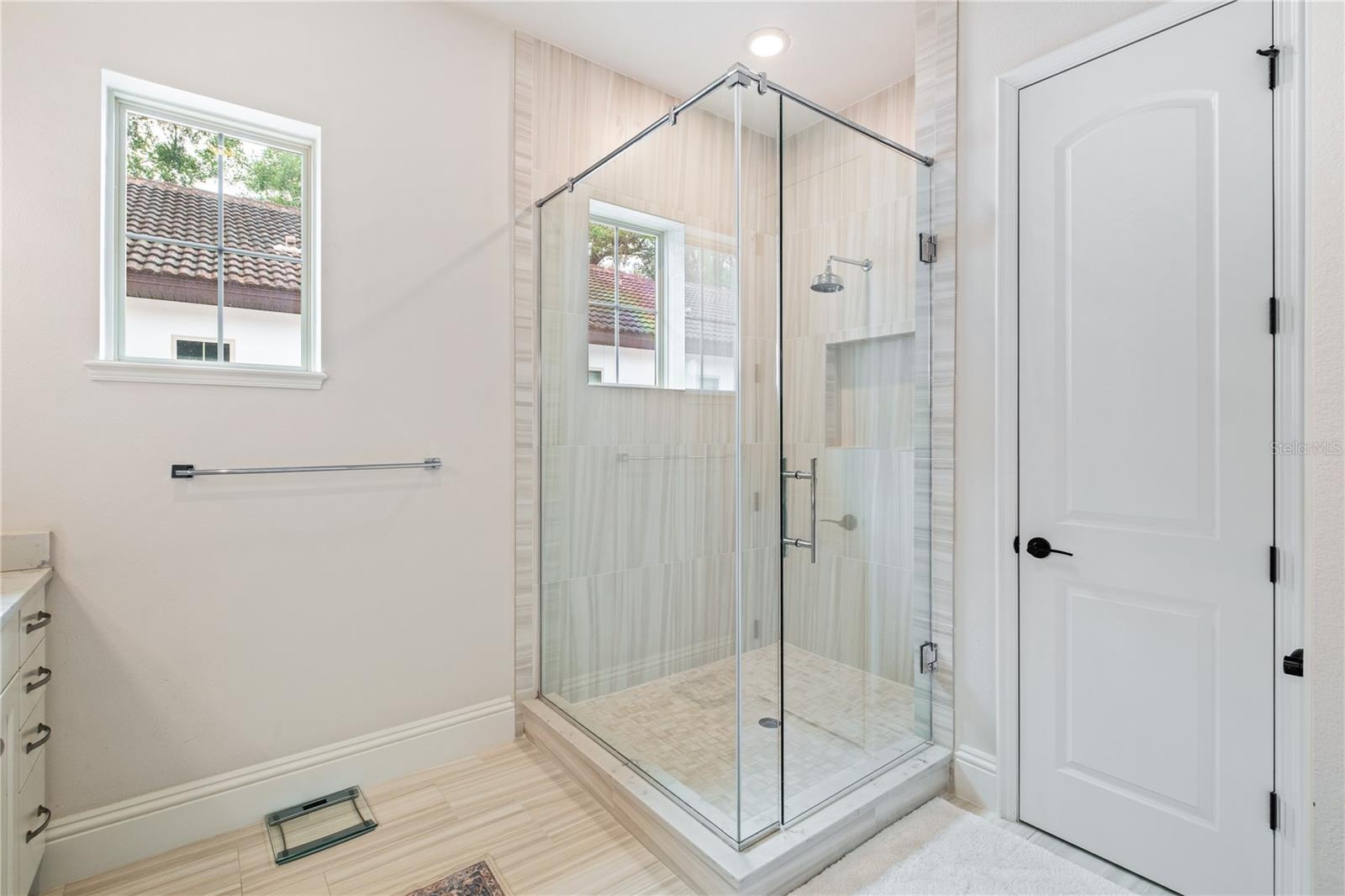 RIDGEWOOD VILLAS CONDO - Residential